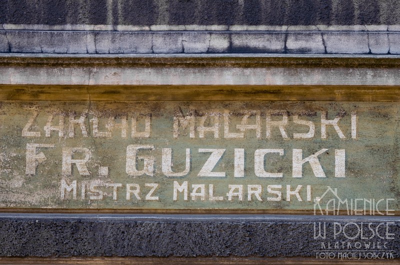 Toruń. Renowacja starej reklamy. Zakład Malarski Guzicki.