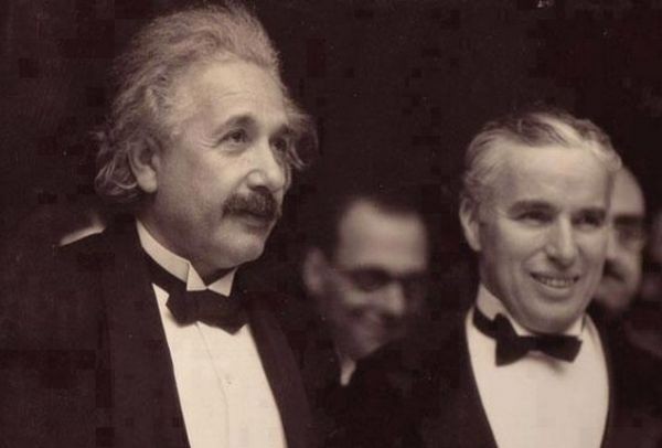 Ο απίθανος διάλογος μεταξύ Einstein και Charlie Chaplin που έμεινε στην ιστορία