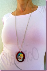 Collana-resina-Ila&cicO-Peace-&-Love-1