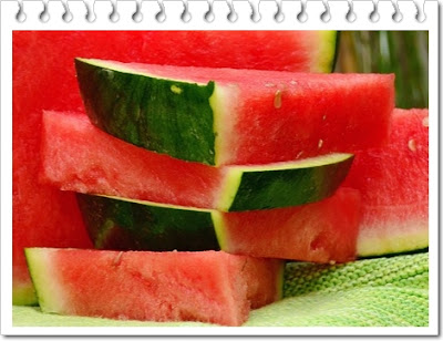 Manfaat buah semangka untuk kesehatan hingga kecantikan