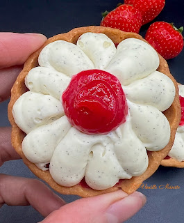 MINI FLEUR FRAISE ET MÛRE