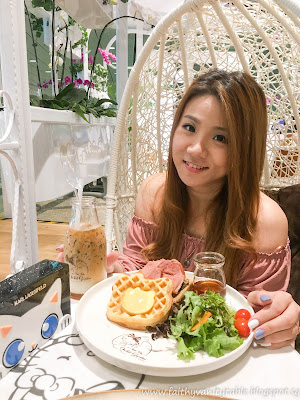 Unsponsored Review of Hello Kitty Orchid Garden Cafe Singapore