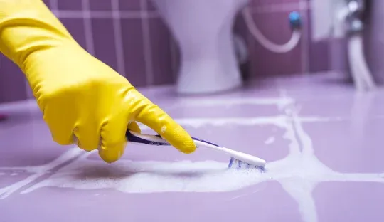 Dirty Grout in the Bathroom? Discover the Secret of Effective Cleaning