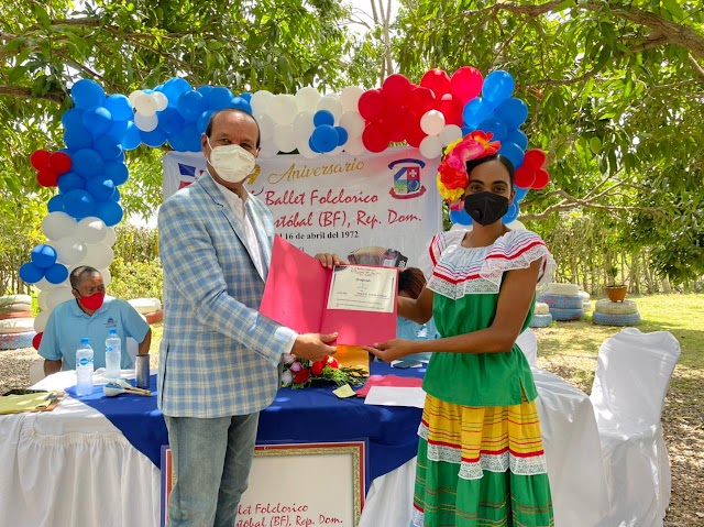 ALCALDE JOSÉ MONTÁS CALIFICA BALLET FOLKLÓRICO MUNICIPAL COMO "EXPRESIÓN DE IDENTIDAD CULTURAL DE LA PROVINCIA SAN CRISTÓBAL"