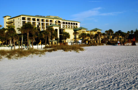 Sirata Beach Resort on Sirata Beach Resort And Conference Center  Florida