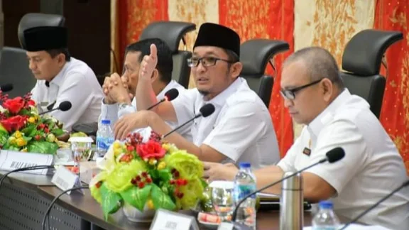 Diskominfo dan Dinas Pariwisata Sumbang Penghargaan, Wako Hendri Septa Beri Apresiasi