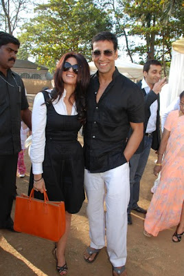 Akshay and Twinkle - Sexy and hot bollywood Couple