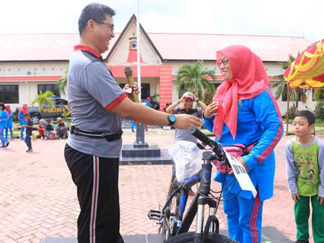 Polres Pulau Buru Gelar Milenial Road Safety Festival