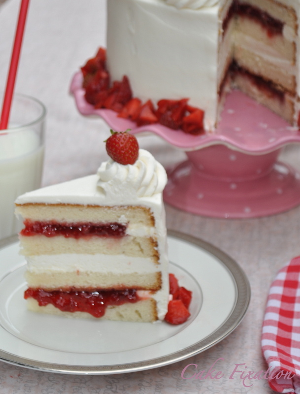 Vanilla Cake with Strawberry Jam Recipe