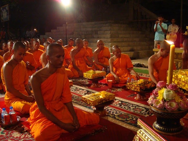  Meak Bochea at Phnom Penh Cambodia(Wat Langka Pagoda) 