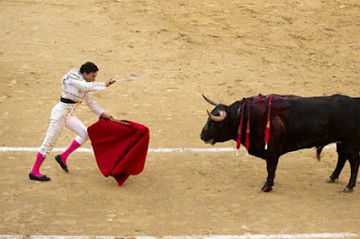 Corte constitucional prohibiría corridas de toros en Colombia