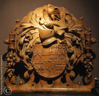 Discovery of the missing family coat of arms of the monument of Sir Nicholas Throckmorton in St. Katharine Cree in London