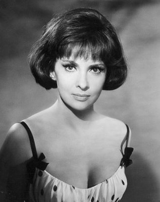 I think they got the idea from Gina Lollobrigida We could be TWINS