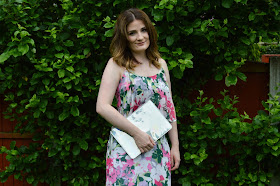 #LadiesDay Outfit with Kaleidoscope Floral Maxi Dress