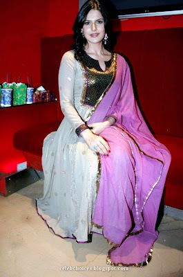 Zarine Khan