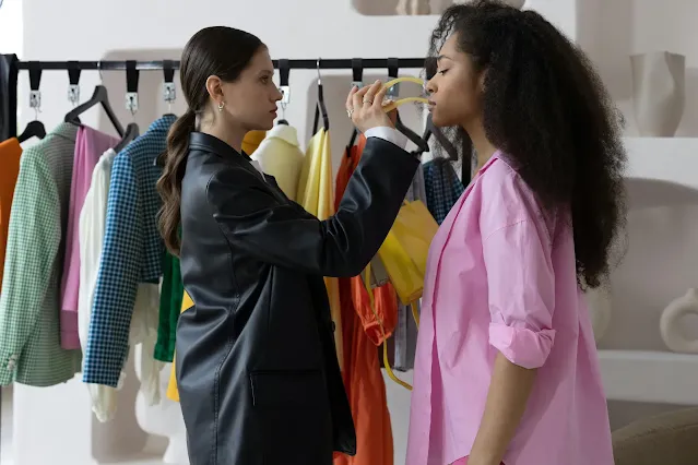 Explore seasonal clothing gift ideas for women, including winter coats, summer dresses, and stylish jackets.