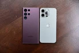 Trying to decide between the latest iPhone and Samsung flagship? You're not alone. Both the iPhone 15 and Samsung S22 are powerhouses,