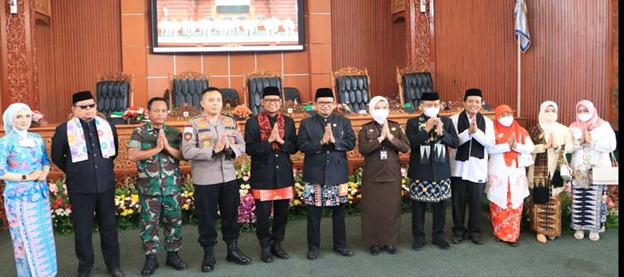 Kehadiran Terbaik, Tujuh Anggota DPRD Kota Depok Dianugrahi Badan Kehormatan Awards Tahun 2022