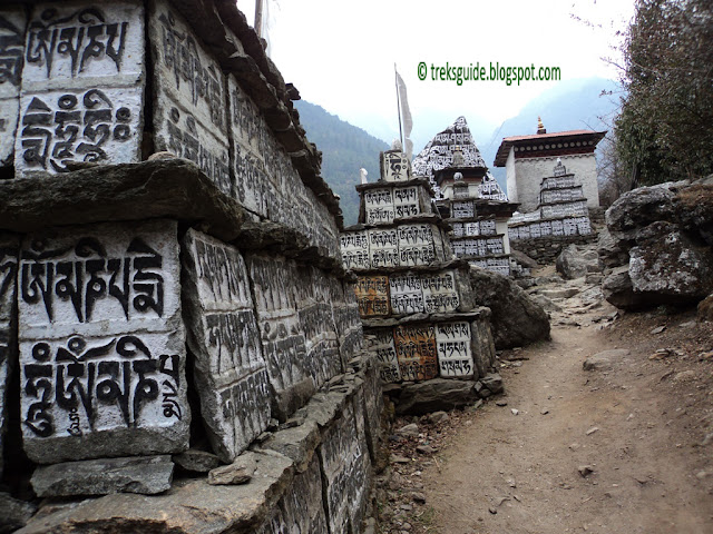 Carved stone on the way to Gokyo trekking