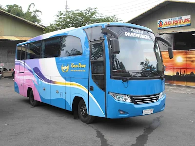 Rodeo Bus, Medium Bus Karya Karoseri Agustus