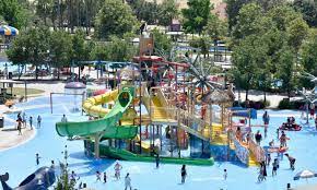 15 Best Water Parks in California 2022