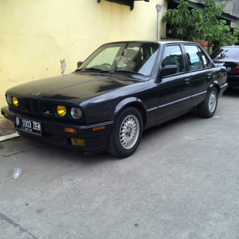 JUAL BU MOBIL  BMW  E30  M40 318 taun 1991 BEKASI LAPAK 