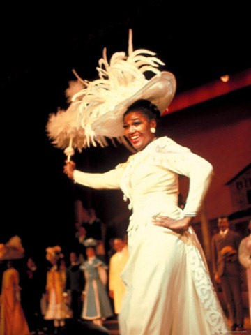 john-dominis-actress-pearl-bailey-hello-dolly-at-st-james-theatre