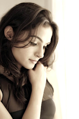 hot and sexy Andrea Jeremiah Hot Photo Shoot mediafire picture photo wallpapers download{ilovemediafire.blogspot.com}