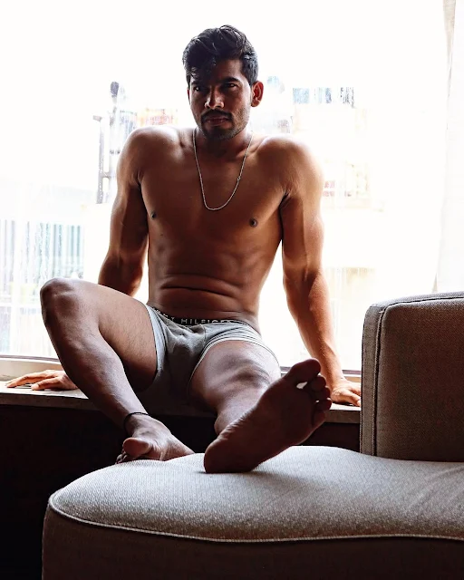 Hot Photos of Raghav Choudhary