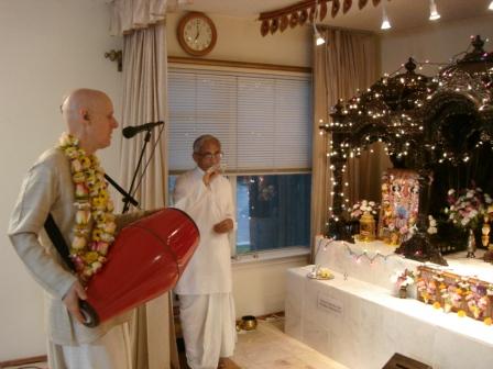 Sankarshan Das Leading Hare Krishna Kirtan at Austin