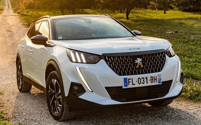 Novo Peugeot 2008: lançamento no Brasil em 2021