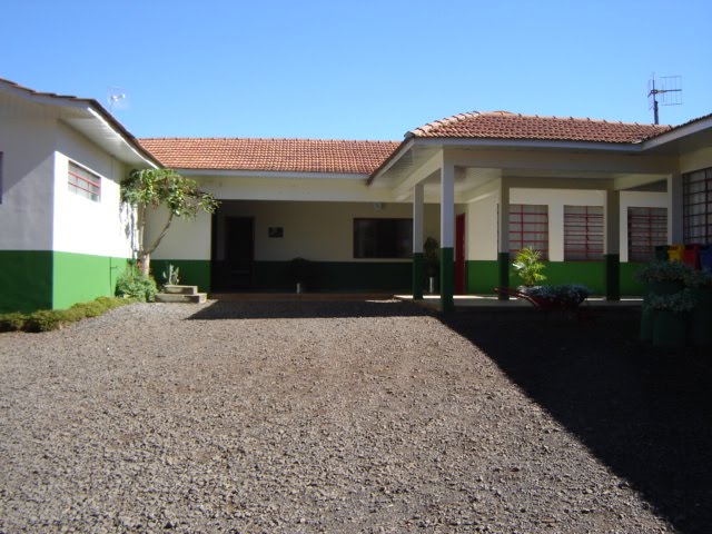 ESCOLA ANITA BRASILEIRA