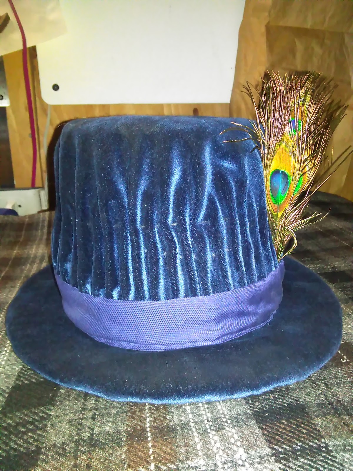 Matsukaze Workshops: HSM February--A Pleated Tall Hat