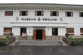Museum Geologi â€