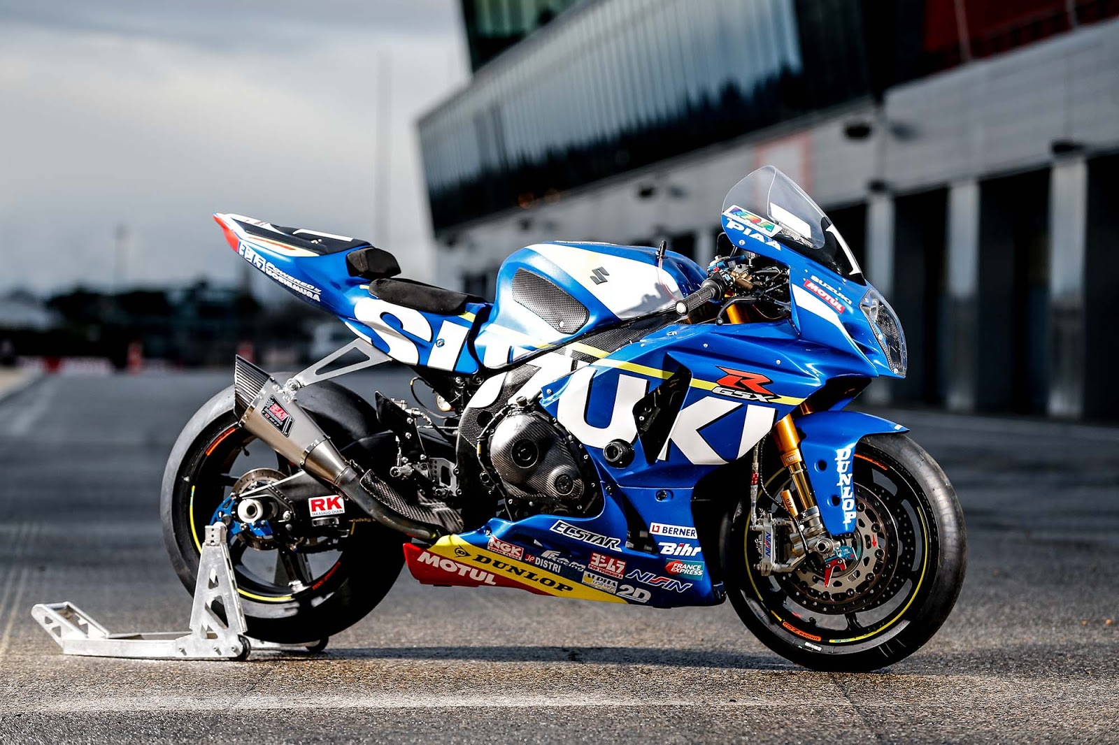 Racing Cafè Suzuki GSX R 1000 Team SERT 2022