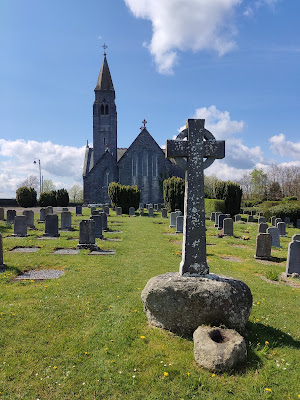 Terry Glass High CRoss and Bullaun Stone, Tipperary