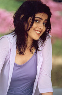 latest news of Bollywood Actress Genelia D'Souza