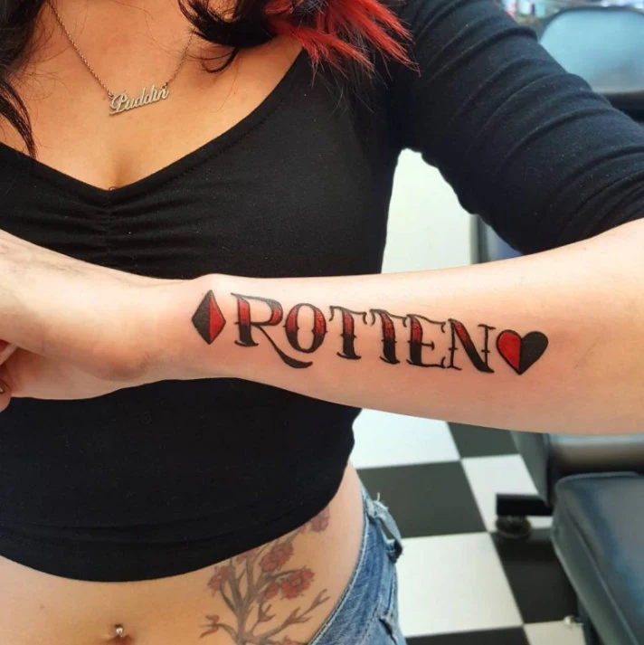 vemos tatuajes de harley quinn