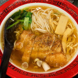 万世麺店 排骨拉麺