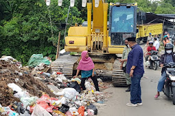 Sekertaris Kota Awasi Pembersihan Gunung Sampah di Ahuru