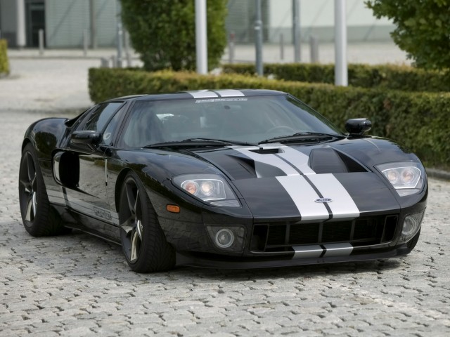 Ford gt carro com 1000 cavalos e chega a 380km por hora um belo carro v8