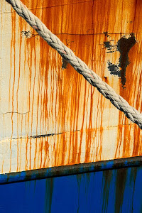 Rope and rust on boat, Hout Bay, South Africa © Matt Prater