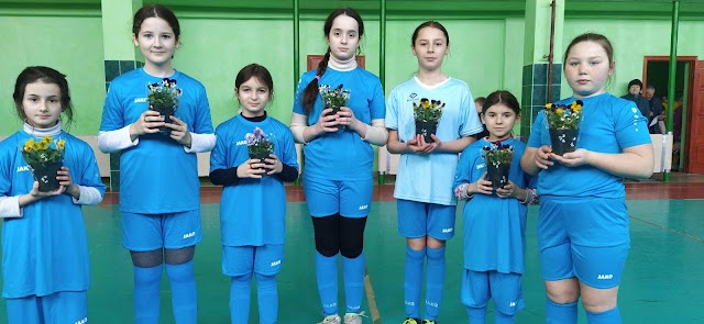 Echipe de mini fotbal fete din Colibabovca, cele mai bune la un turneu din Cantemir