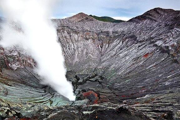 mount bromo crater