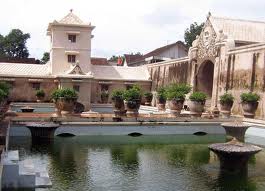 Wisata : Taman Sari