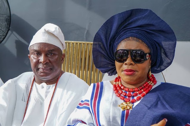 How Alapomu of Apomu, Oba Kayode Adenekan Afolabi & His Olori Dazzled In Sagamu - Remo