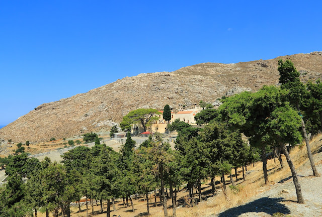 the Holy Patriarchal and Stavropigialny Monastery of St. John the Theologian Preveli. Святой Патриарший и Ставропигиальный Монастырь Святого Иоанна Богослова Превели.