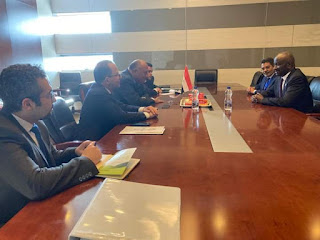 وزير الخارجية يلتقي مع وزير الشئون الخارجية والتعاون والموريتانيين في الخارج