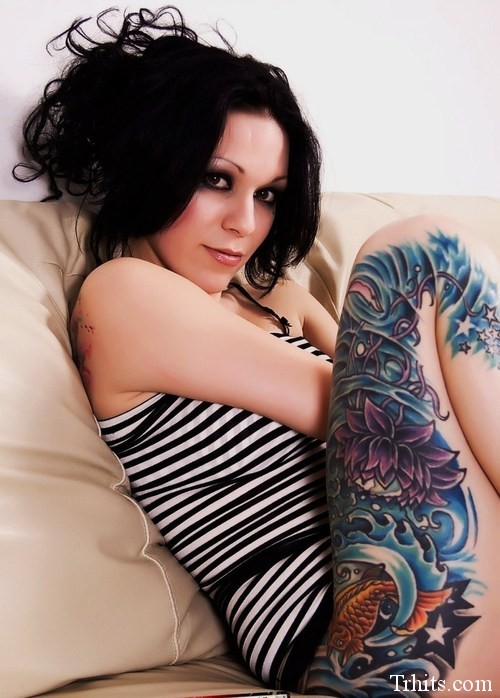 Amazing latest Thigh Tattoos For Girls