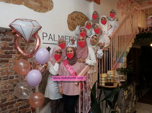 Surprise-Bachelorette-Party-untuk-kawan